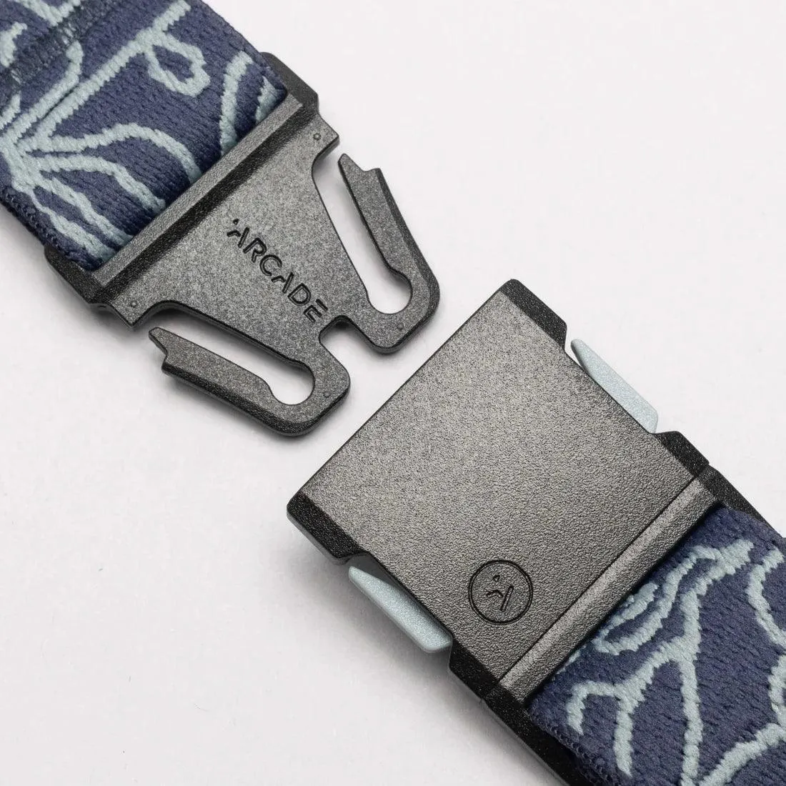 Arcade Belt Hannah Eddy Create Connection Slim Navy