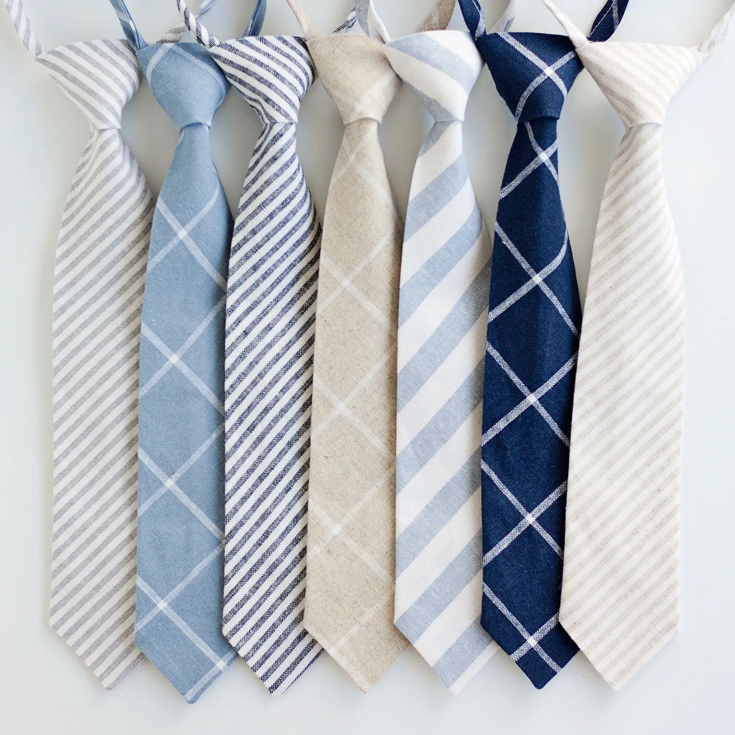 Boy's Necktie / Natural Linen Window Pane