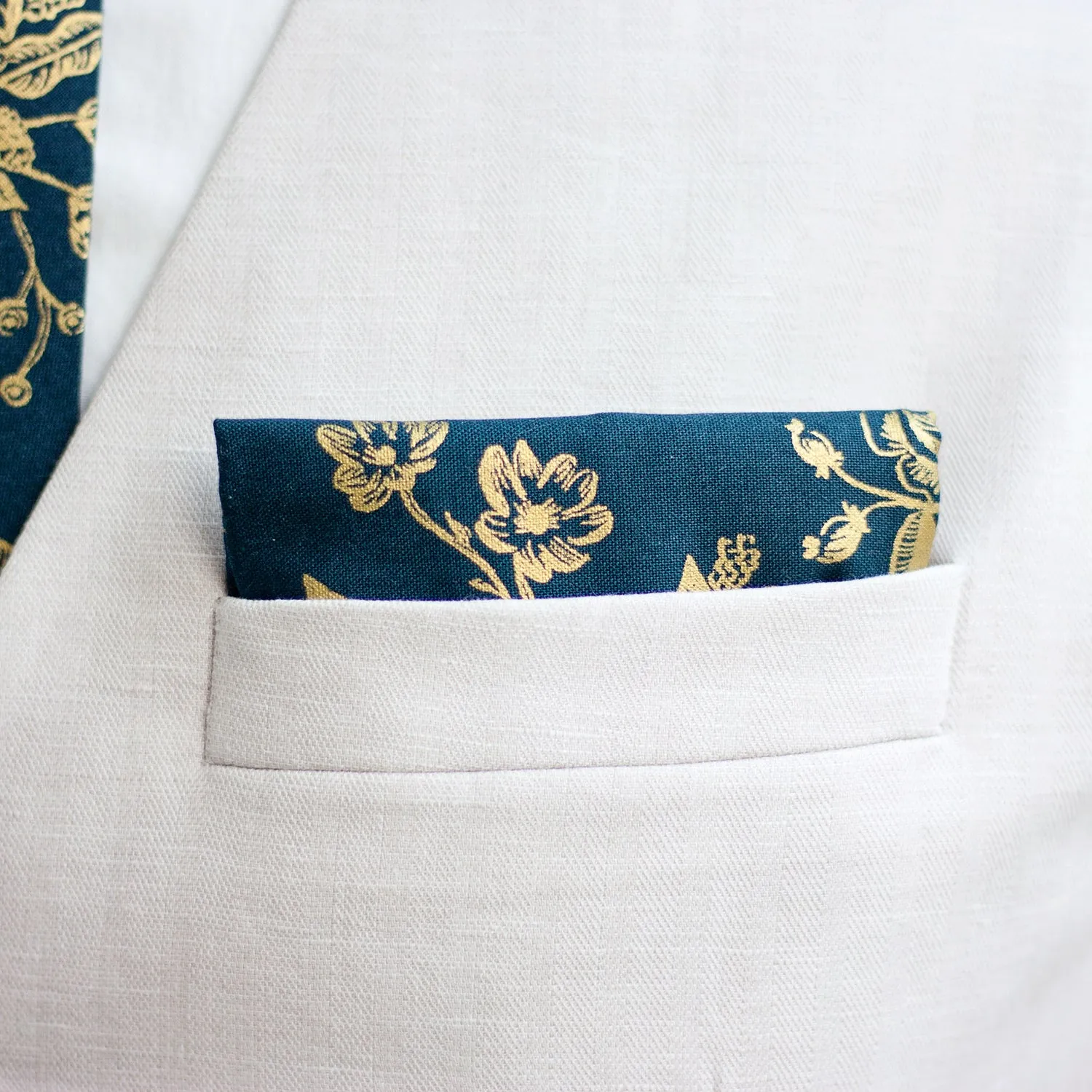 Boy's Necktie / Navy Metallic Toile