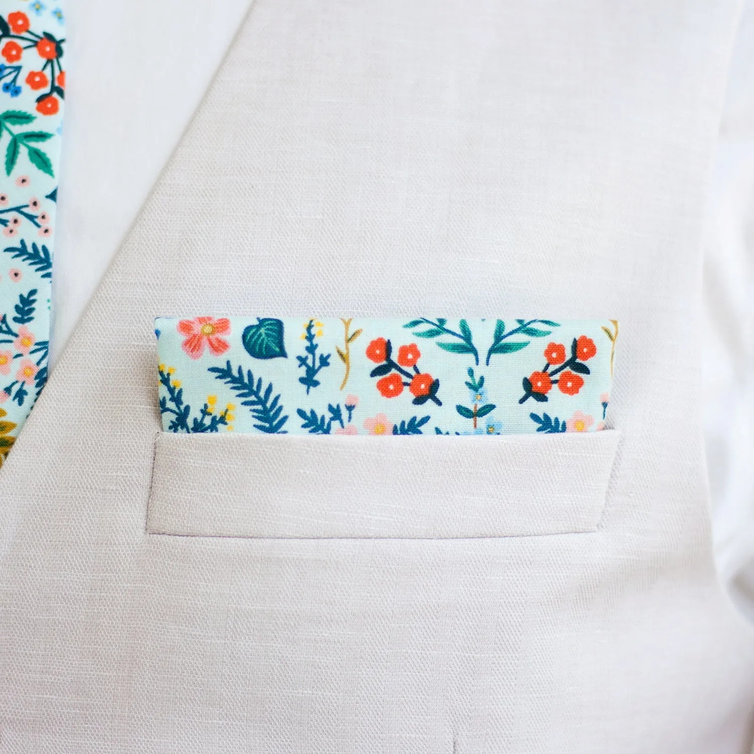 Boy's Pocket Square / Mint Metallic Floral