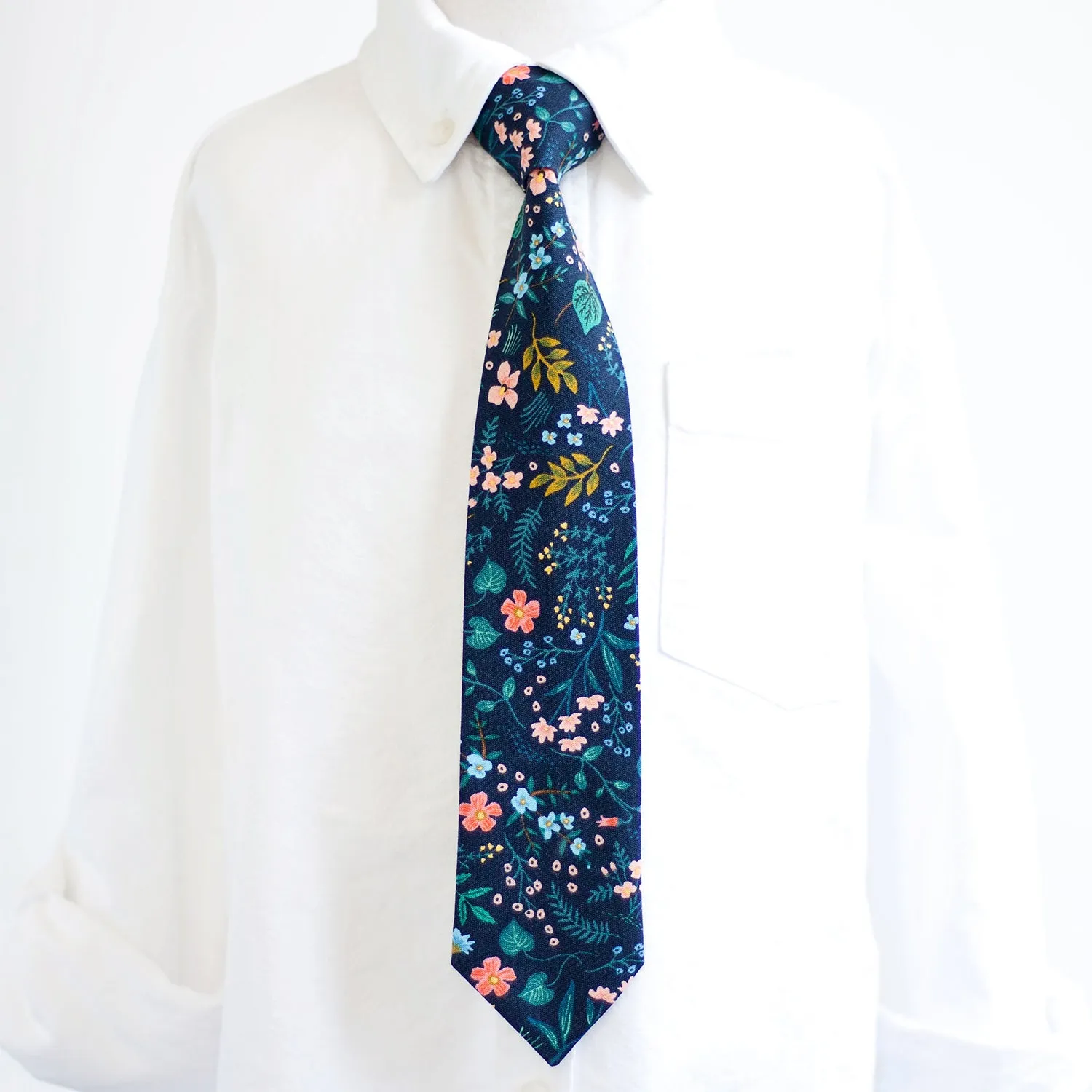 Boy's Pocket Square / Navy Metallic Floral