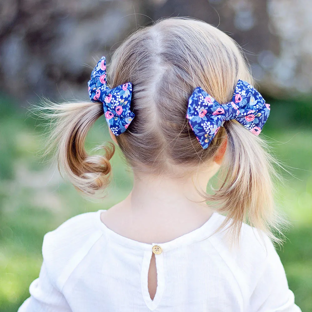 Boy's Pocket Square / Rosa In Navy