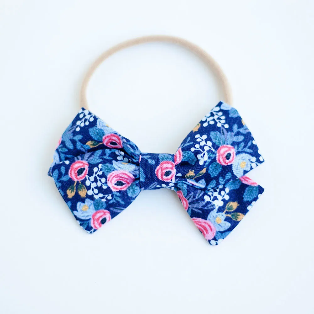 Boy's Pocket Square / Rosa In Navy