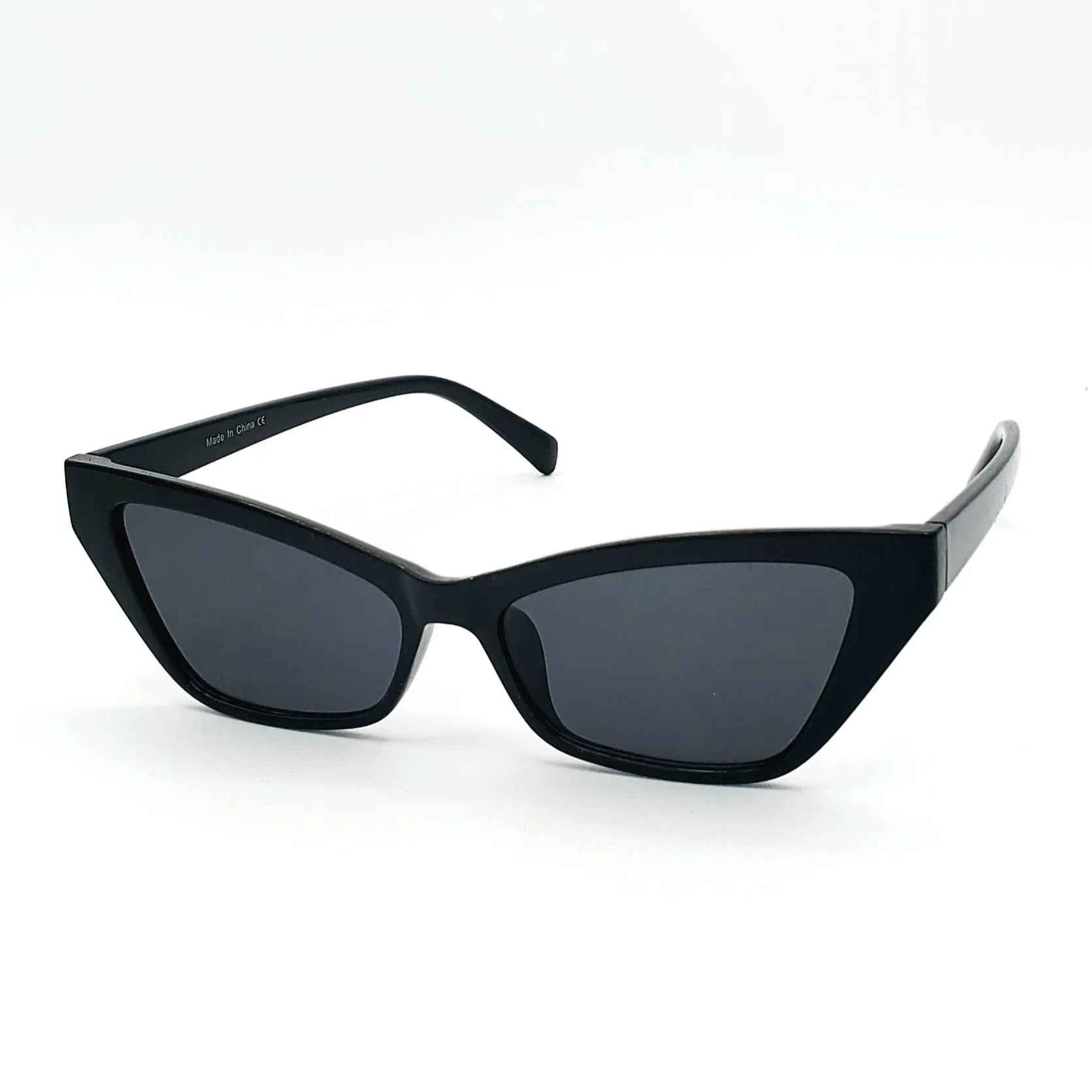 Narrow Angled Cat Eye Sunglasses - Black